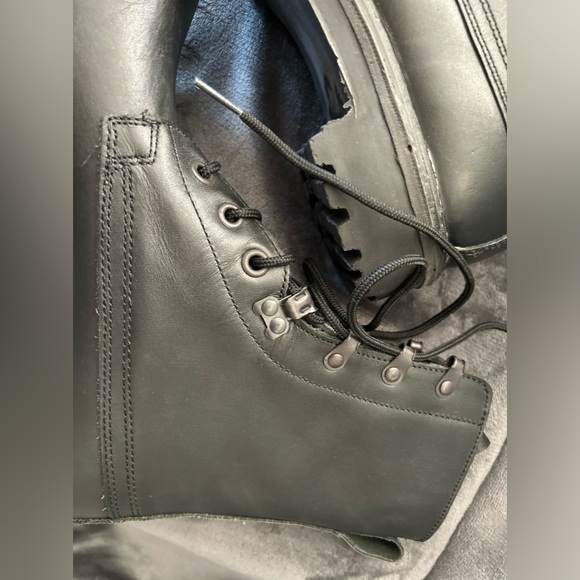 Genuine Leather British Army Boots - Picture 12 of 13